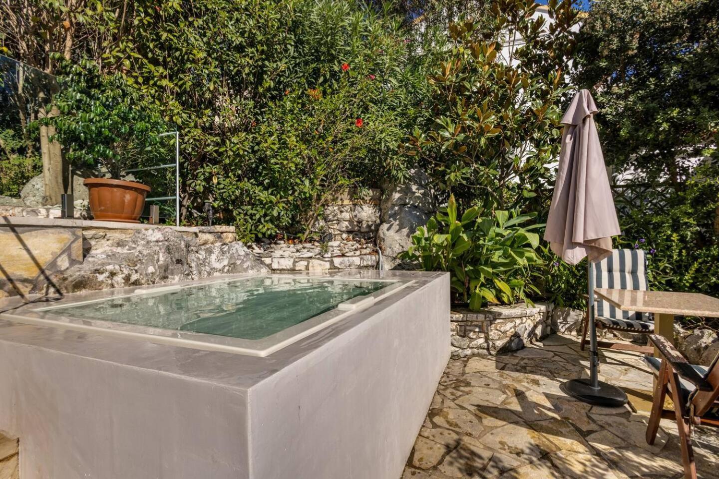 Villa Edem Kassiopi Bagian luar foto